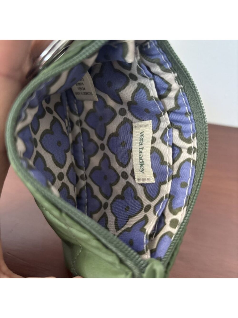Vera Bradley Cedar Green Ultralight Zip-ID Case w/ Key Ring Floral Lining - Picture 7 of 10